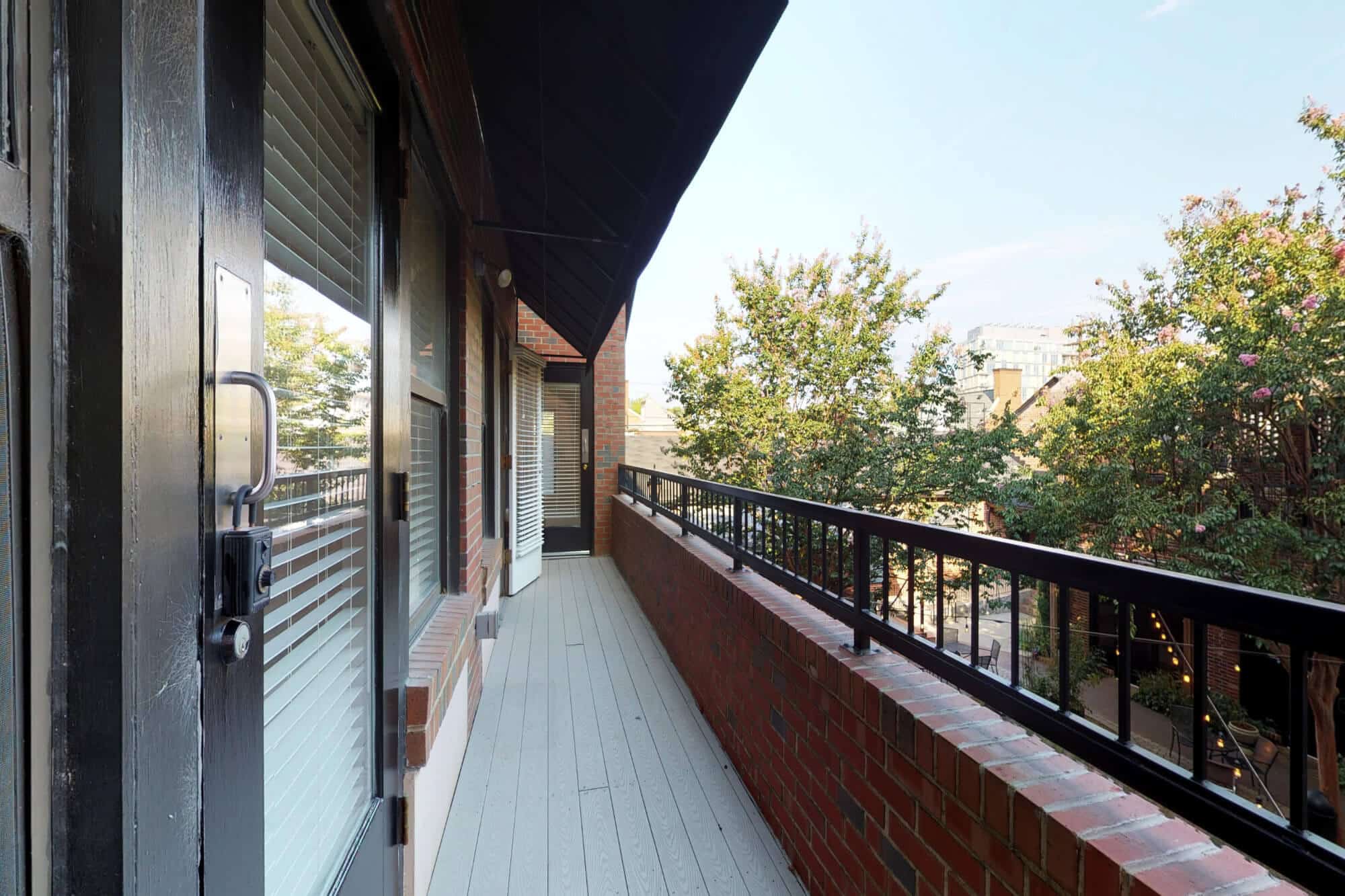 431 w franklin st 37 1